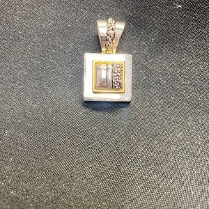 Premier Designs Pendant